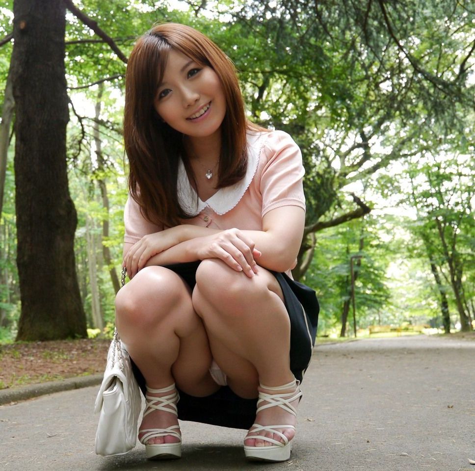 お姉さん しゃがみパンチラ お姉さんのしゃがみパンチラ集めました エロ抜き画像倉庫 - オキニー