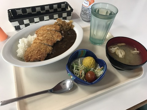 振興局食堂