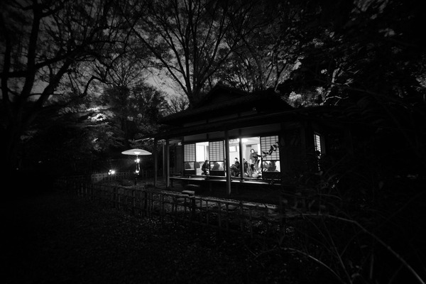 六義園