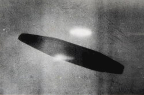 1952年 アダムスキー 3