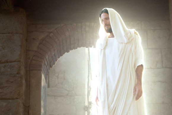 an-angel-fortells-christs-birth