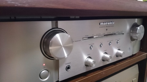 Marantz マランツ PM7005 USB-DAC内蔵プリメインアンプ美品 マランツ、USB DACを搭載したプリメインアンプ「PM7005」 - 価格.com