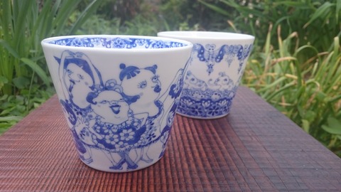 橋本よしこさん作　磁器染め付け　蓋もの 橋本よしこ 蓋物 染付