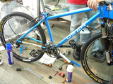 DEAN with Extralite Crank & Wheelset