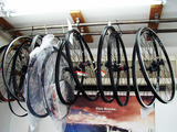 bontrager race lite disc and v