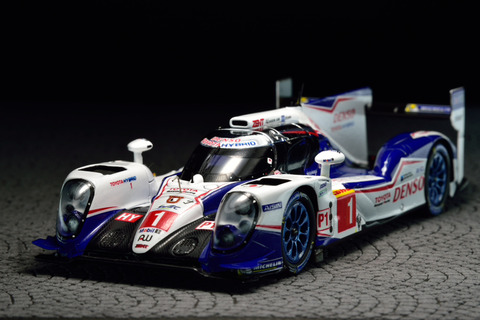 SPARK 1/43 2015年ルマン24時間レース トヨタTS040 Spark 1/43 Toyota TS040 Hybrid Diecast Le Mans Prototype
