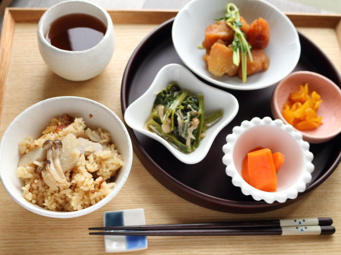 炊き込みご飯とおかずたち