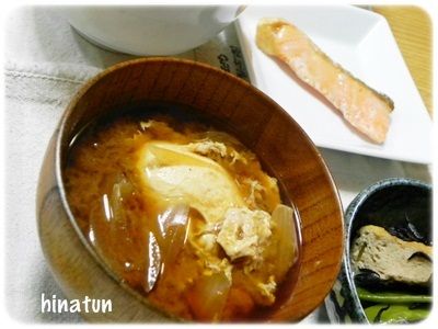 落とし卵のお味噌汁