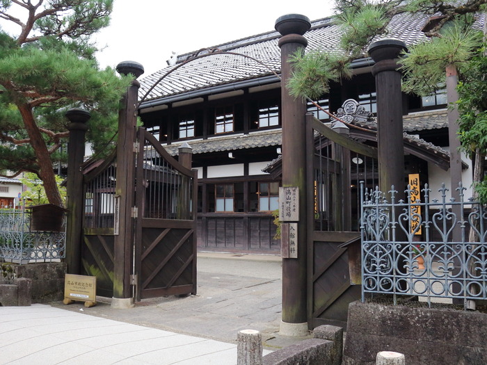 高山町役場2