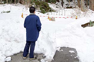 大雪通行止め
