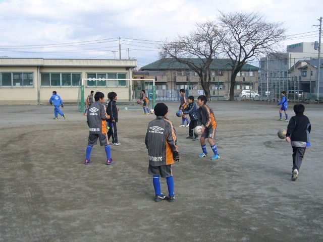 b8363213.jpg