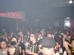 middle_1209949903