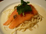 蔵六 サーモンと季節野菜の和風クリームソースパスタ