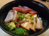 立飲海山やきや