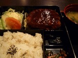 れんこん入りメンチカツ定食