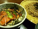 炙り鮭の親子丼定食