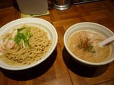 eiTo 8