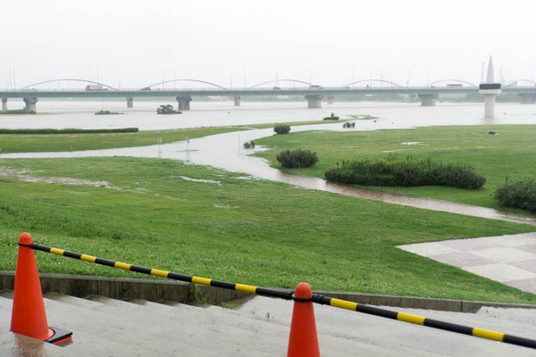 河川公園3-1807063