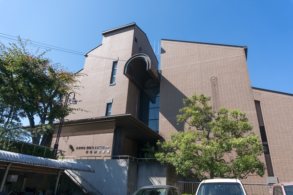 御殿山図書館