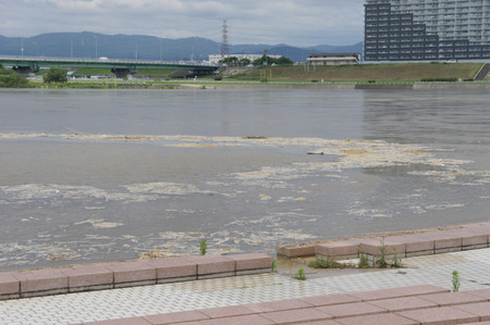 resize20120622105031