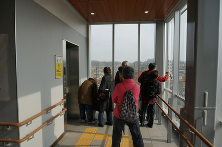 長尾駅内覧会130202-88