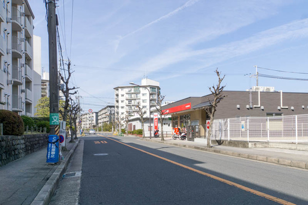 藤阪郵便局-1803075