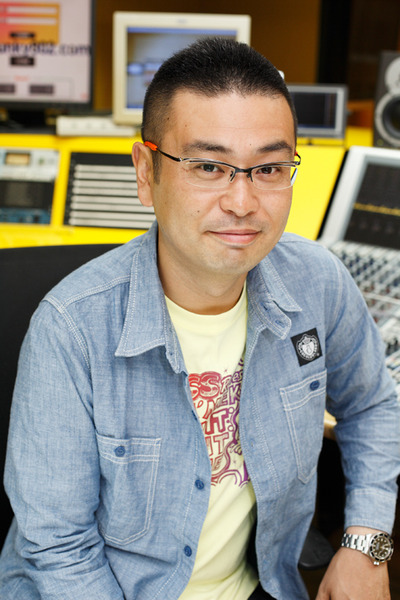 中島ヒロト宣材写真1