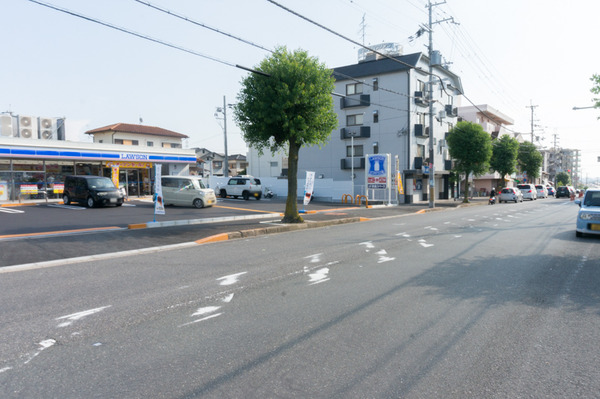 20170811ローソン八幡男山石城店-6