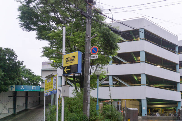 駐車場-1605102