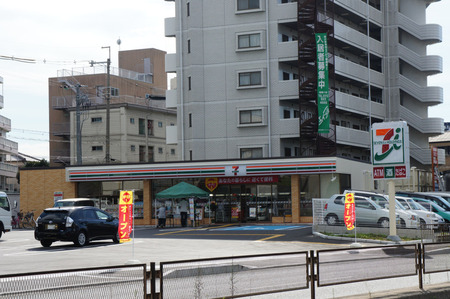 セブンイレブン寝屋川音羽町20120831153529