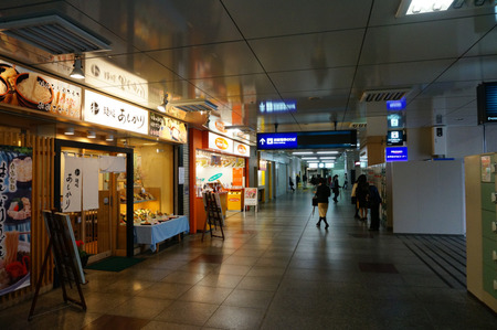 くずは駅ビル130403-24