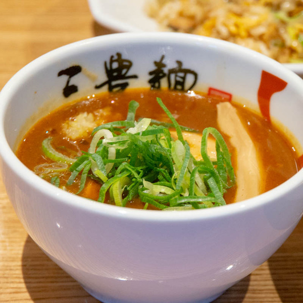 辛いラーメン-1812011