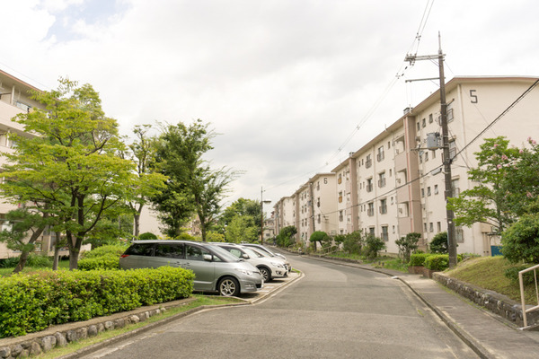 香里ケ丘住宅-1