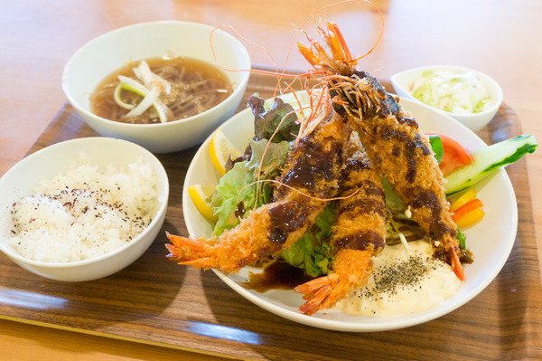 パラディッソ有頭エビフライ