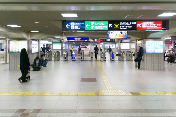 市駅-1711072