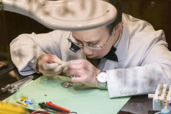 ひらかた時計宝石修理研究所02