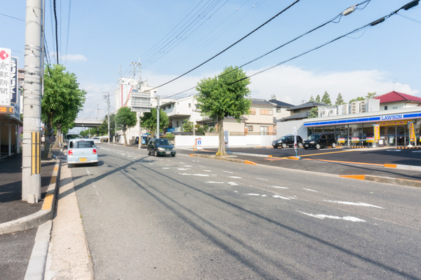20170811ローソン八幡男山石城店-5