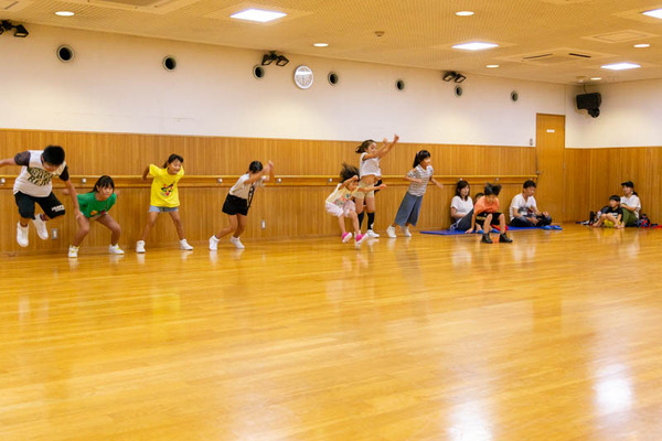 dance-18072827