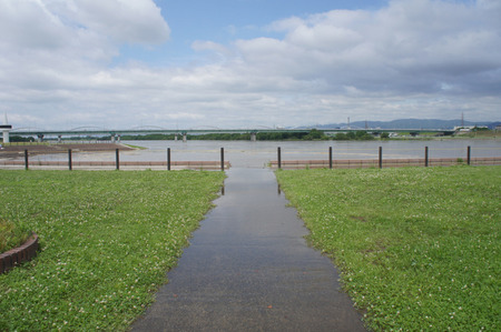 resize20120622105205