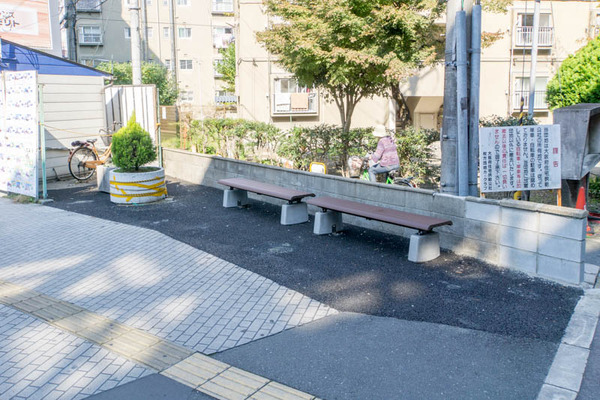 ベンチ-1711031