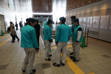 長尾駅内覧会130202-43