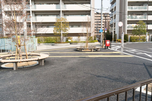 津田駅前-15031311