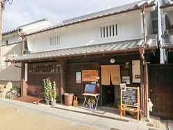 hirakatasyukucafe-6