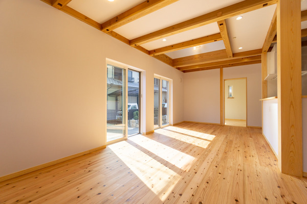 20190305_創建工房_春日_広角小-21