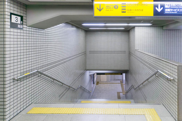 階段と通路-1710028