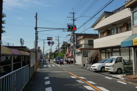 セブンイレブン枚方村野駅前店130720-01