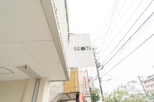 mon-150512136