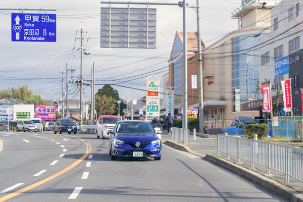 ルノー枚方 車両貸出-42