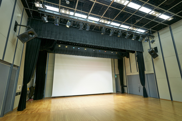 ホール