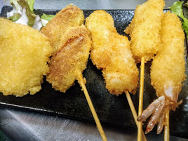 定番 串カツ。チーズおすすめ!100円〜